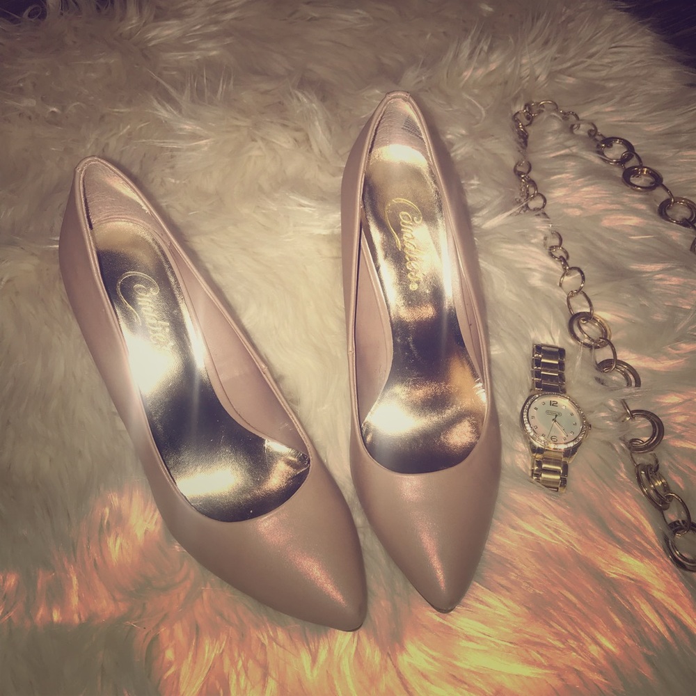 ⬇️PRICE DROP⬇️Candies Heels